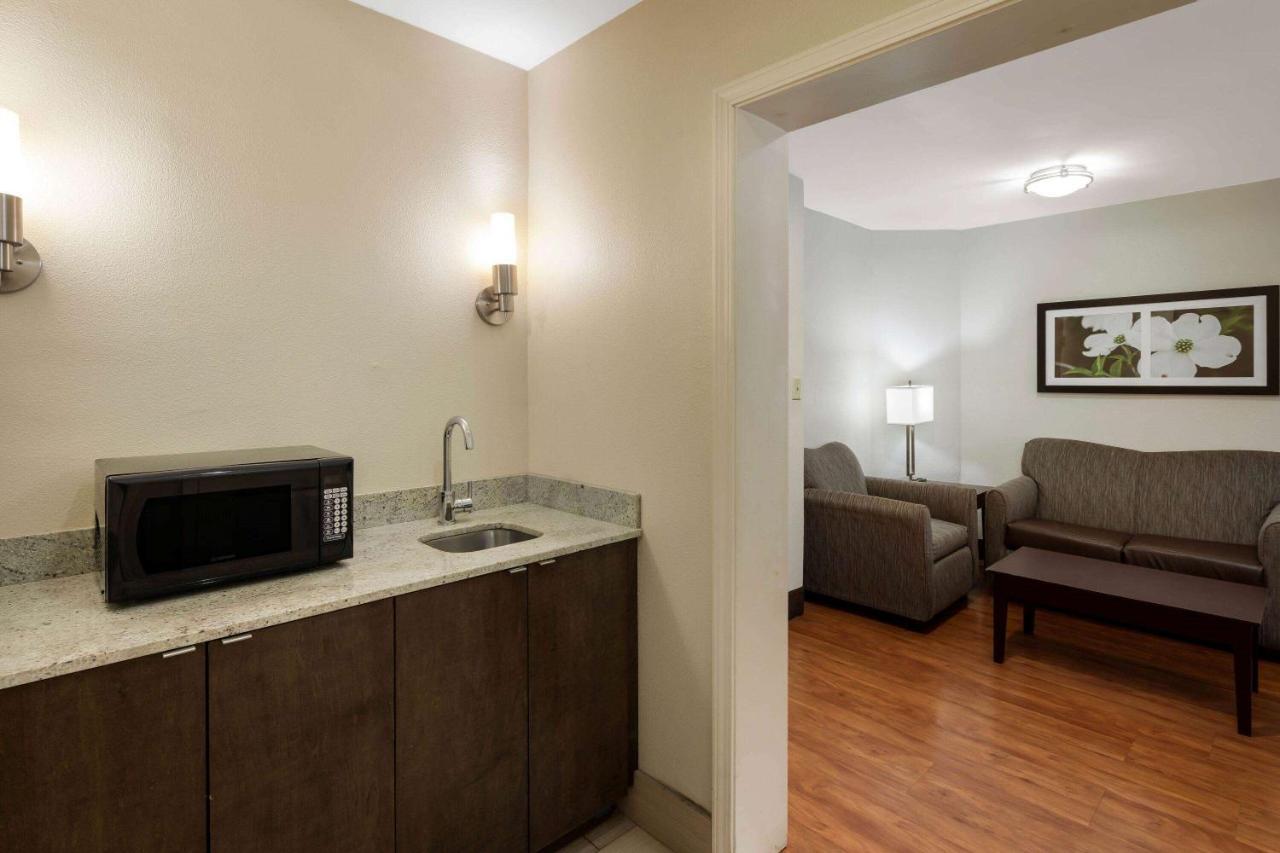 La Quinta By Wyndham Lagrange / I-85 Otel Dış mekan fotoğraf